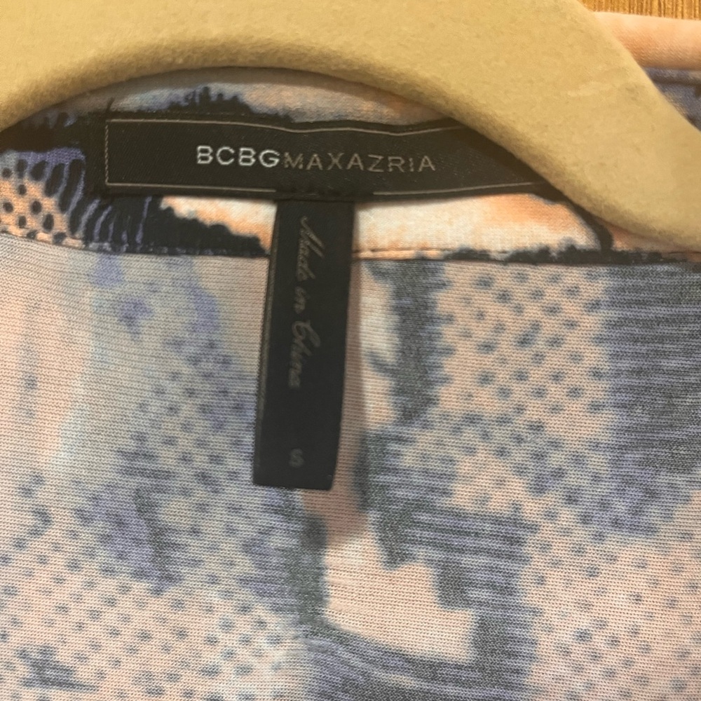 Abstract Patterned Long Sleeve Dress - Picture 5 of 6